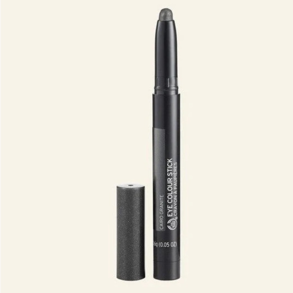 The Body Shop Eye Colour Stick 1.6g
Color: Cairo Granite.